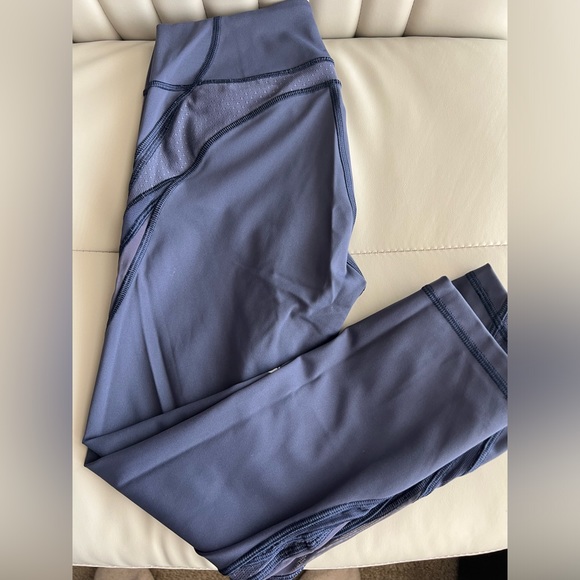 Lululemon Athletica Purple Mesh Leggings (Size 6) - Picture 2 of 5